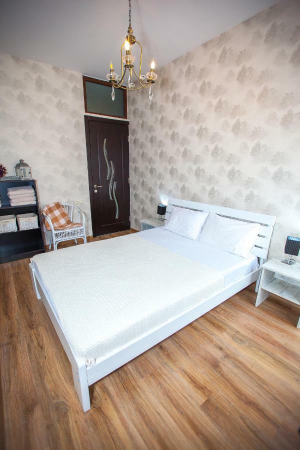 Lebu Apartment Tbs Тбилиси Екстериор снимка